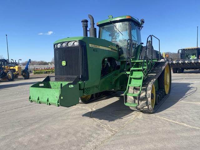 Image of John Deere 9620T equipment image 1