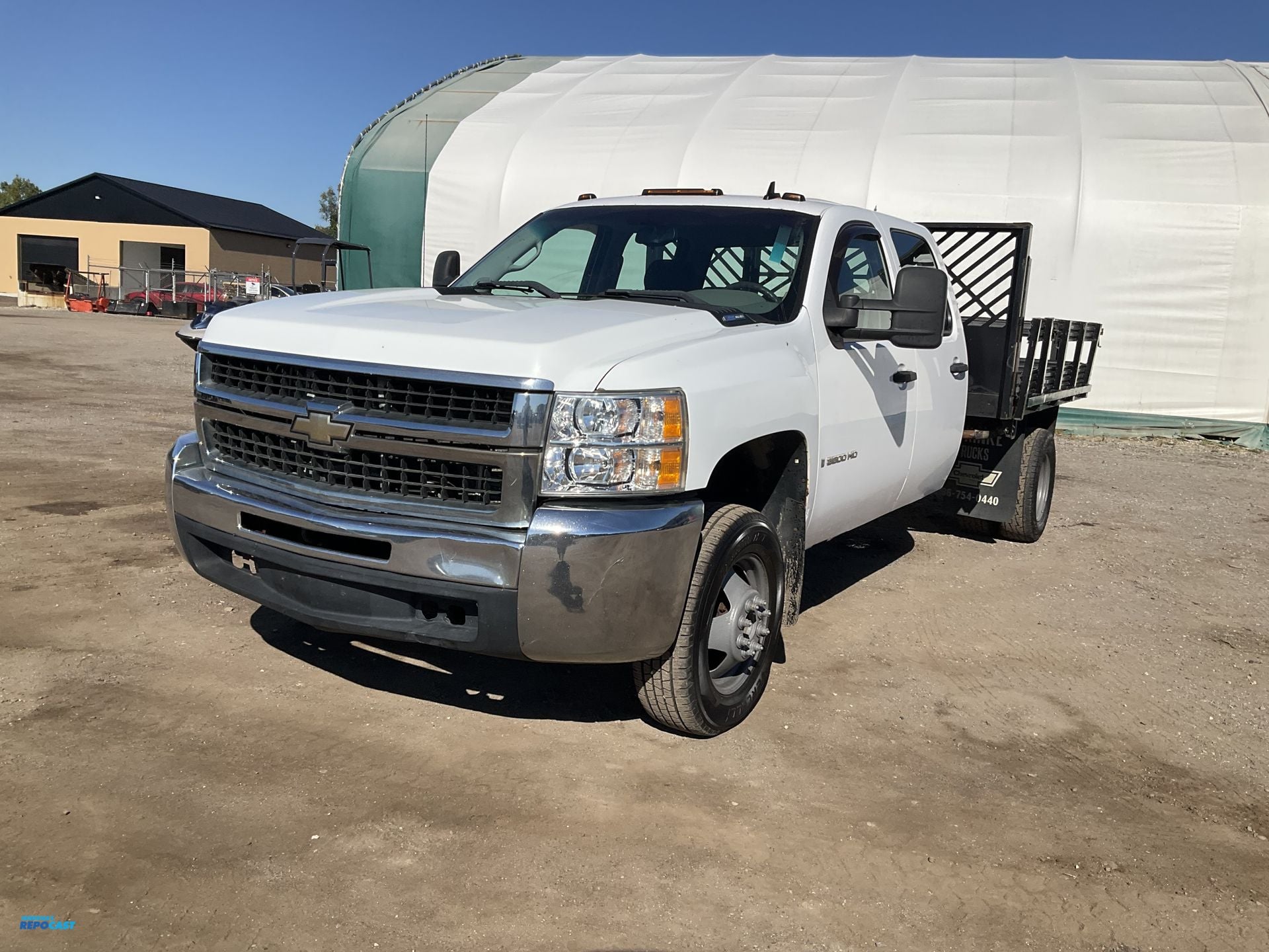 2009 Chevrolet 3500HD Equipment Image0