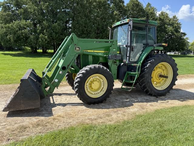 Image of John Deere 7810 equipment image 4