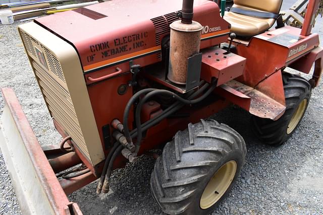 Image of Ditch Witch 2310 equipment image 4