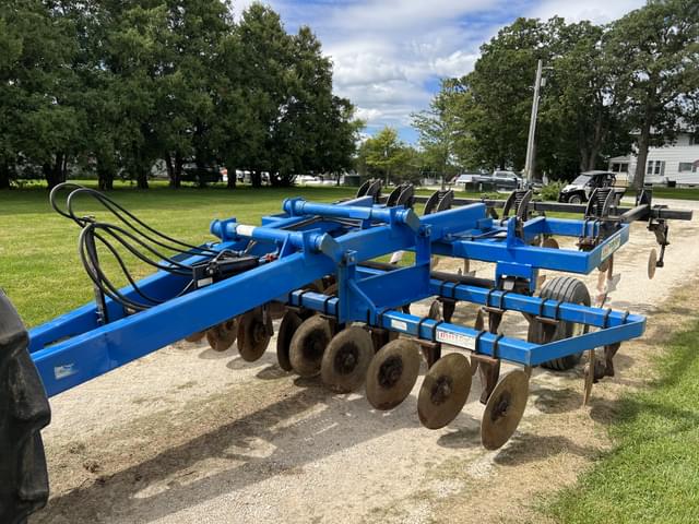 Image of DMI 527 equipment image 1