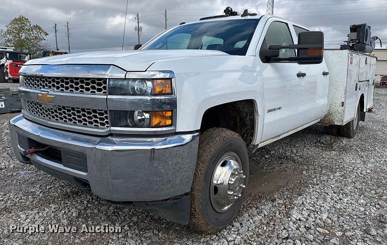 Image of Chevrolet 3500HD Primary image