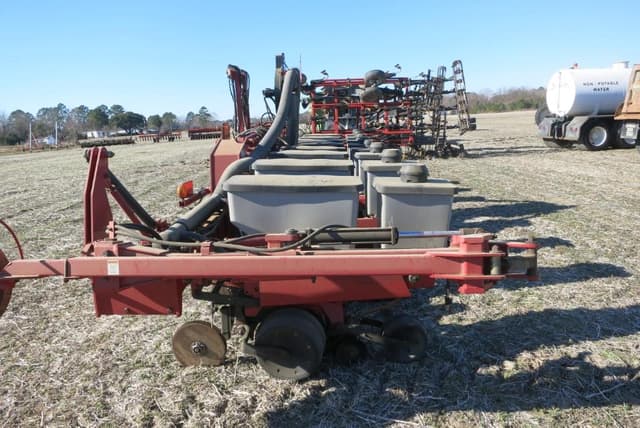 Image of Case IH 1230 equipment image 3