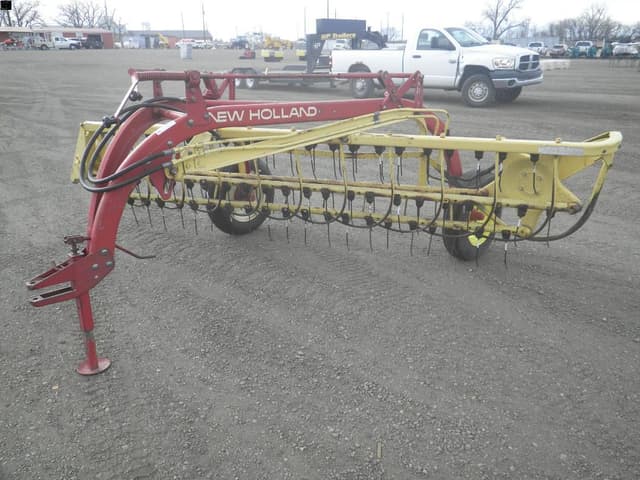 Image of New Holland 258 equipment image 1