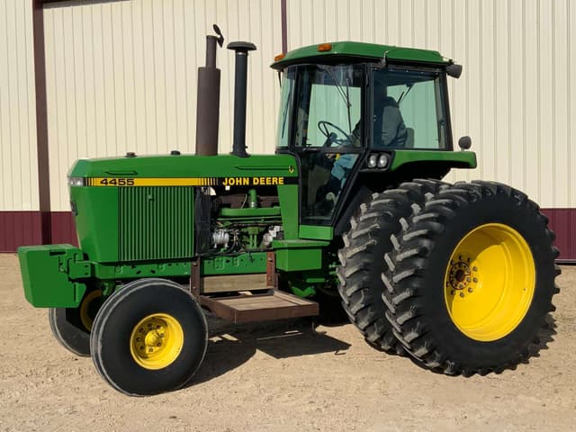 Image of John Deere 4455 equipment image 1