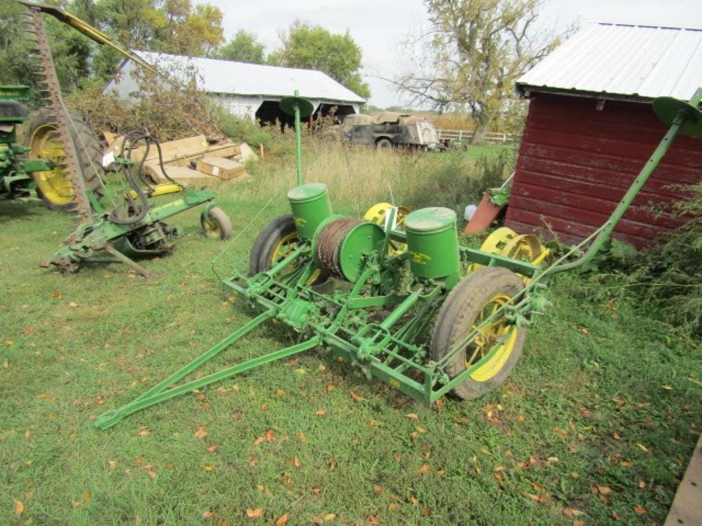 Main image John Deere 290
