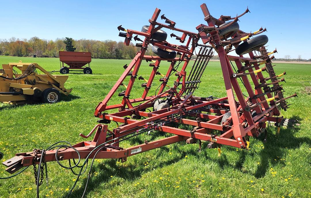 Image of Case IH 4800 Primary image