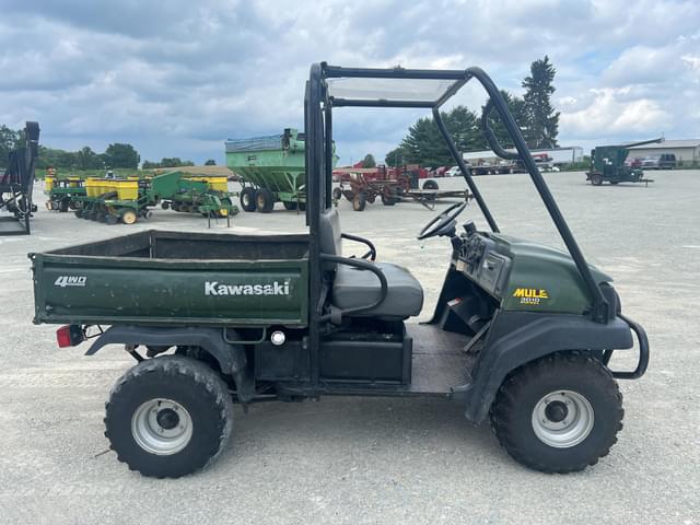 Image of Kawasaki Mule 3010 equipment image 2