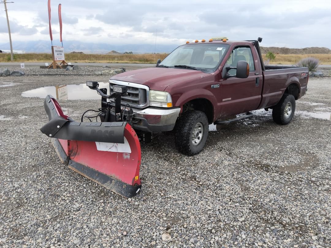 Image of Ford F-350 Primary image