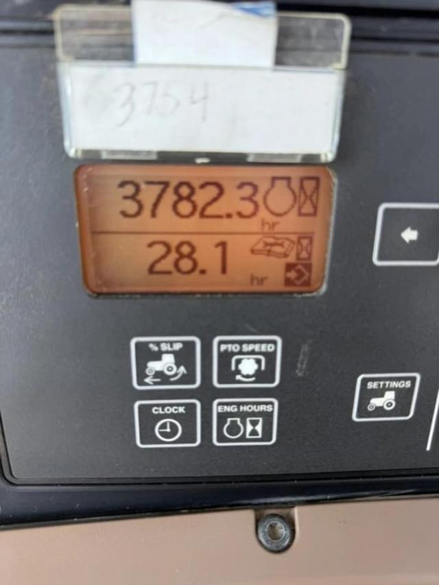 Image of John Deere 8130 equipment image 1