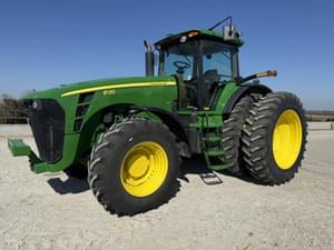 2008 John Deere 8130 Image