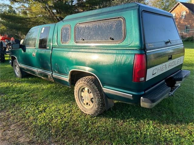 Image of Chevrolet 1500 equipment image 2