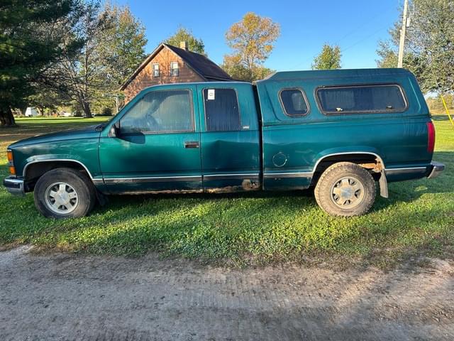 Image of Chevrolet 1500 equipment image 1