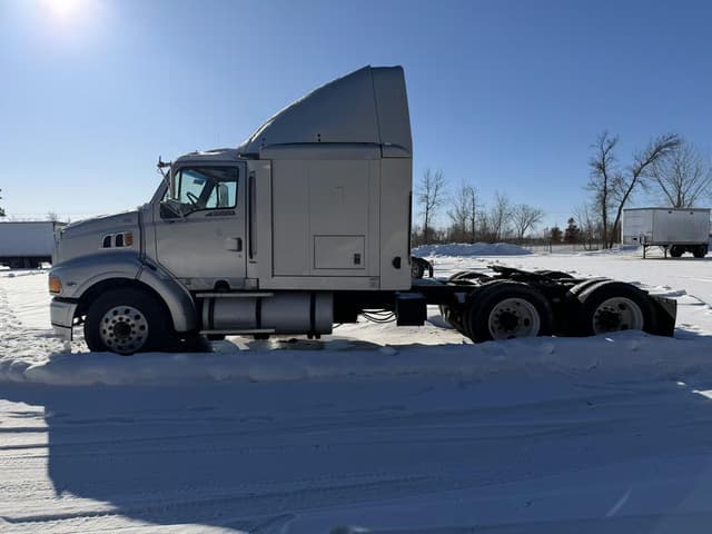 Image of Ford Aeromax equipment image 1