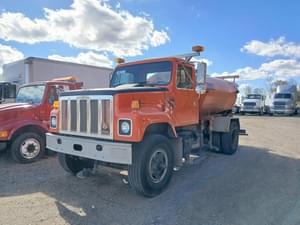 1997 International 2574 Image