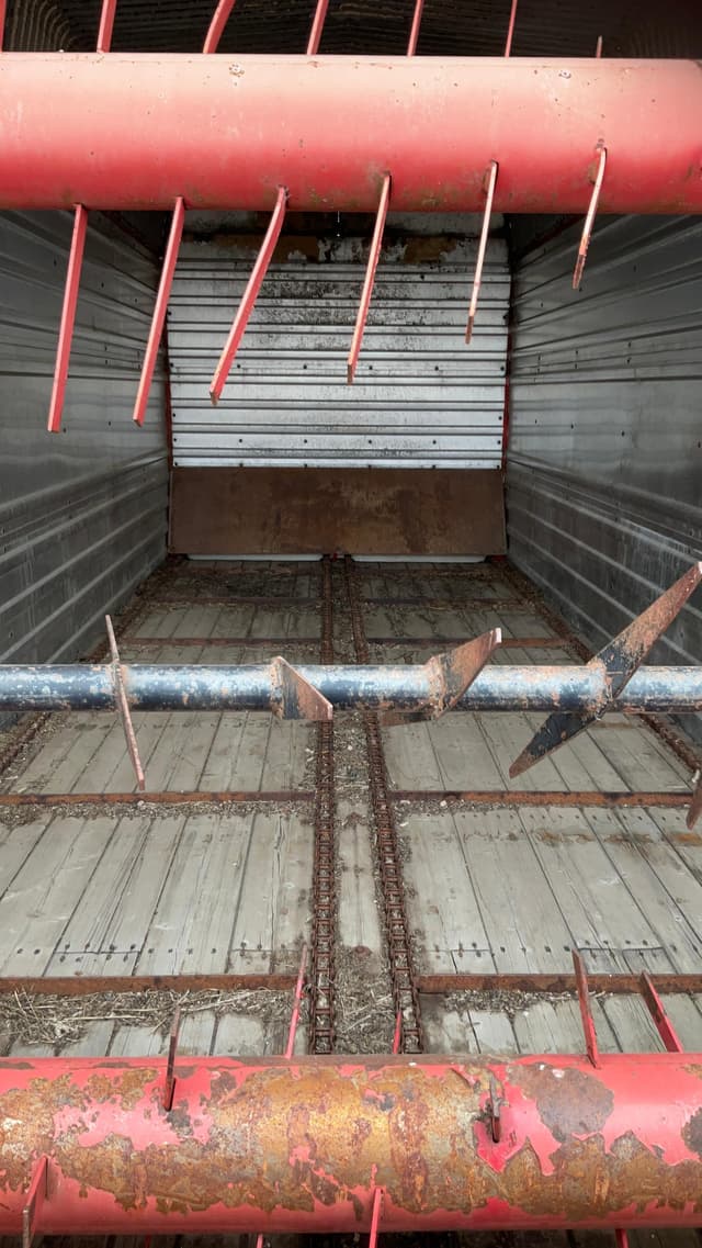 Image of Gehl 970 equipment image 4