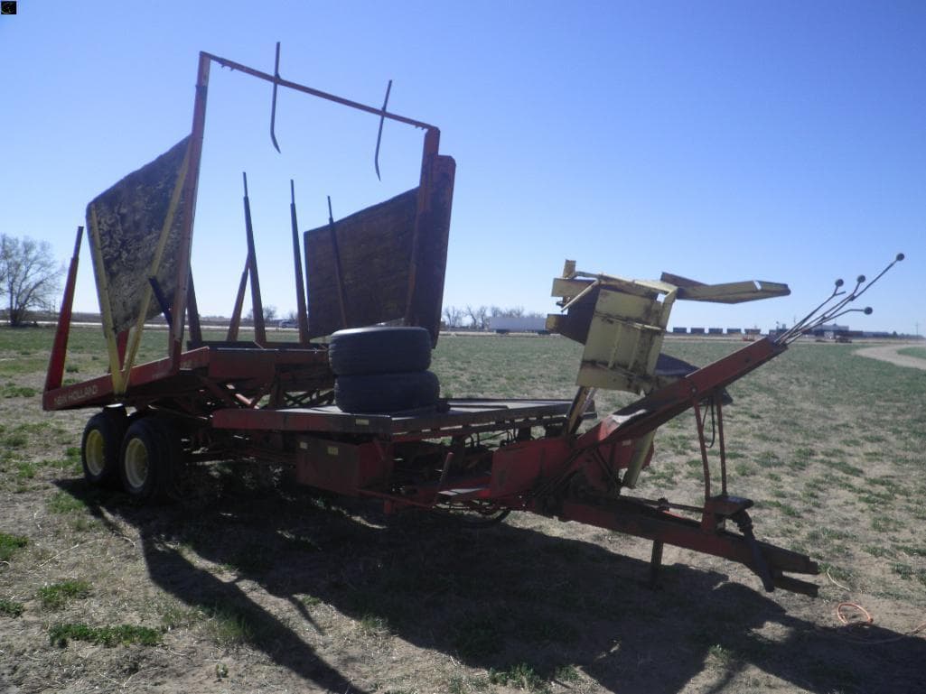 Image of New Holland 1032 Primary image