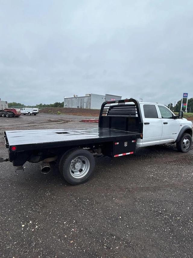 Image of Dodge Ram 5500 equipment image 2