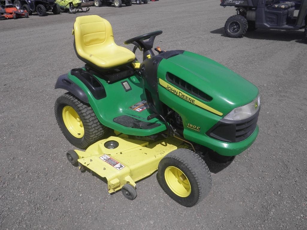 2006 John Deere 190C Equipment Image0