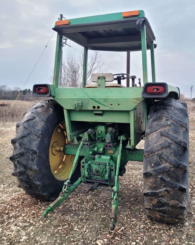 Image of John Deere 4230 equipment image 4