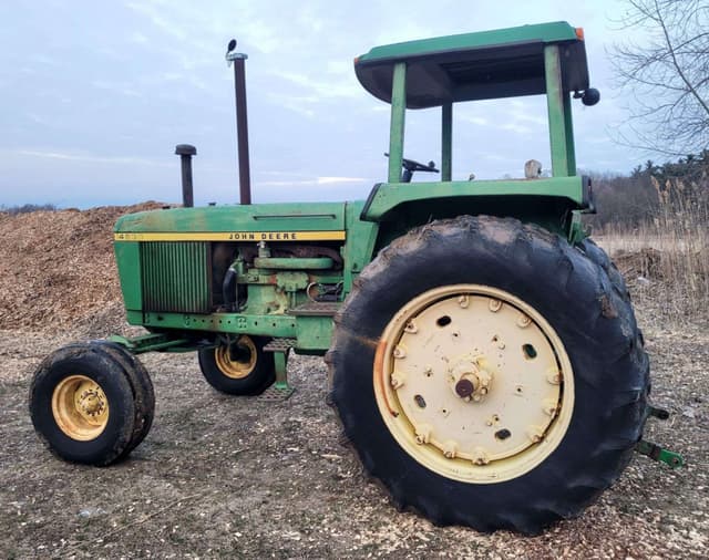 Image of John Deere 4230 equipment image 2