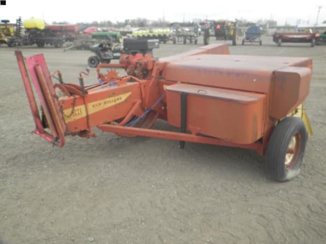 Image of New Holland 269 equipment image 3