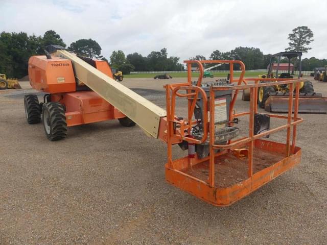 Image of JLG 600S equipment image 1