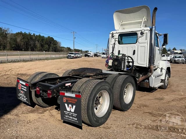 Image of Western Star 4700 equipment image 4