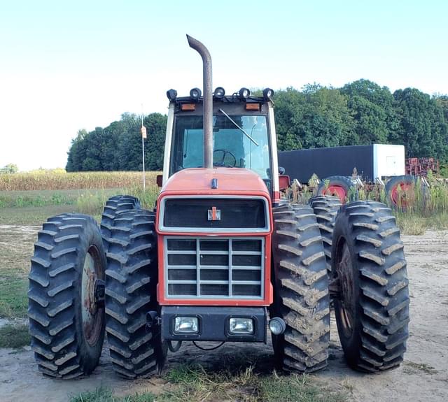 Image of International Harvester 3788 equipment image 4