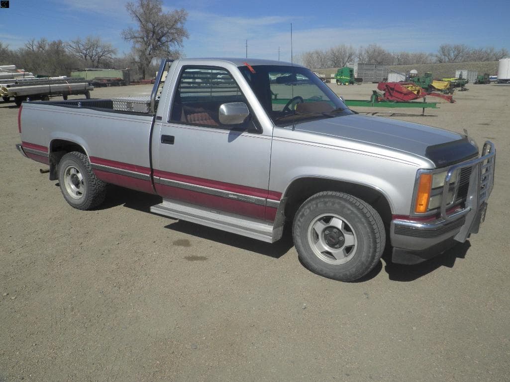 Image of GMC Sierra 1500 Primary image