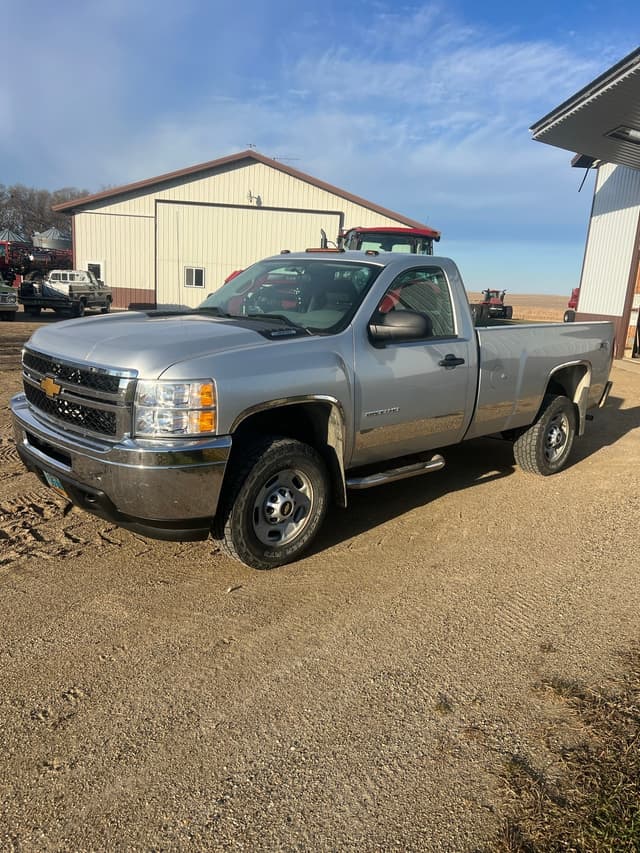 Image of Chevrolet 2500HD equipment image 3
