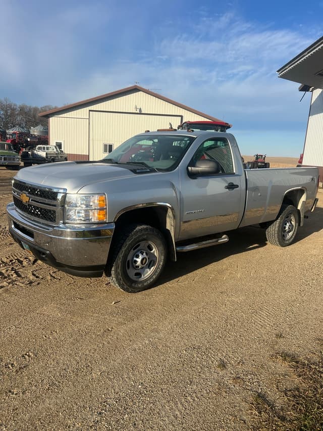 Image of Chevrolet 2500HD equipment image 4