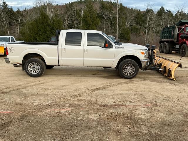 Image of Ford F-250 equipment image 3