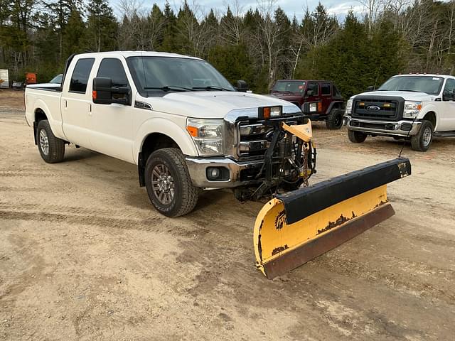 Image of Ford F-250 equipment image 2