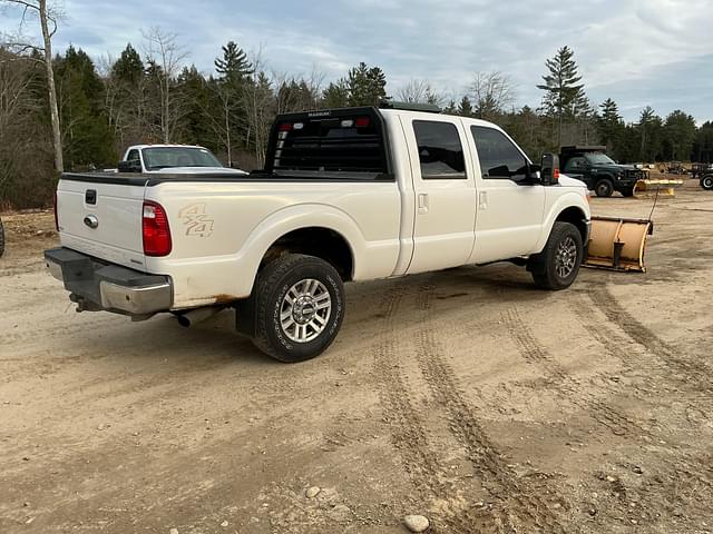 Image of Ford F-250 equipment image 4