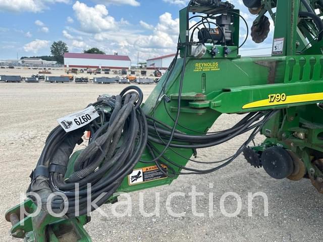 Image of John Deere 1790 equipment image 4