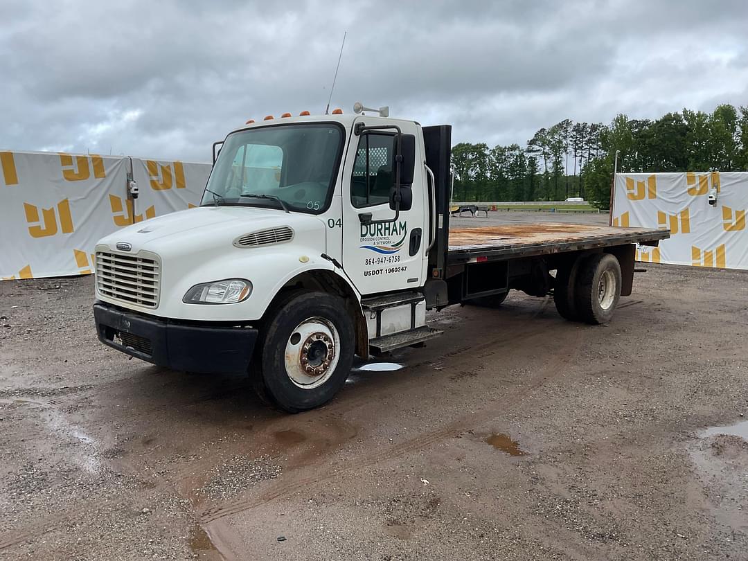Image of Freightliner M2 Primary image