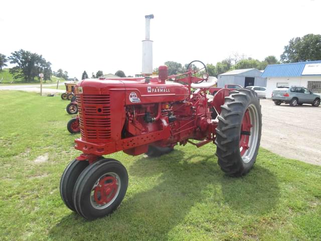Image of Farmall Super M-TA equipment image 2