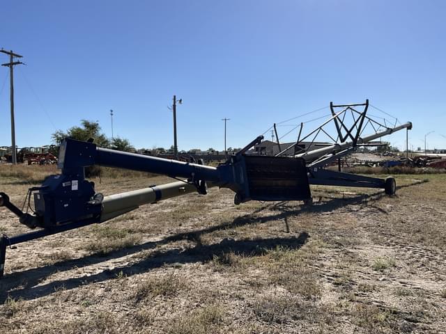 Image of Harvest International H1392 equipment image 3