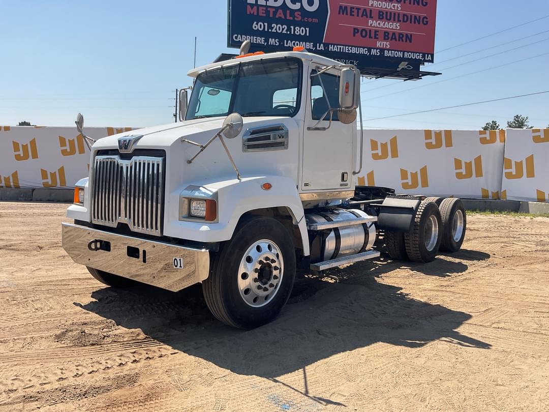 Image of Western Star 4700SF Primary image