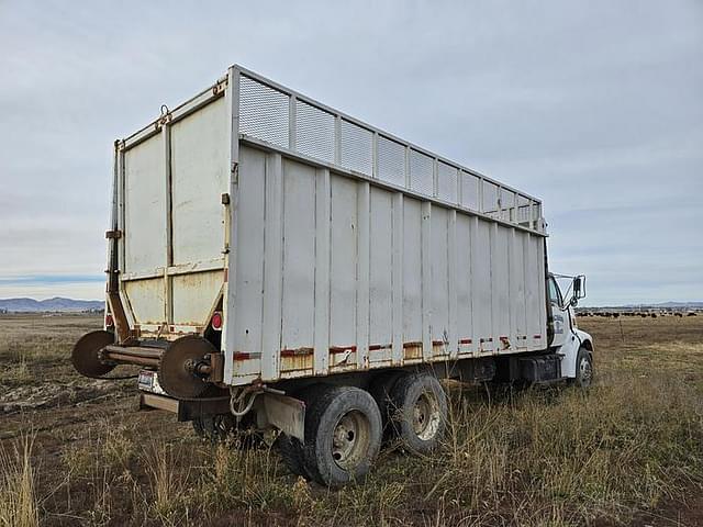 Image of Ford Louisville equipment image 4