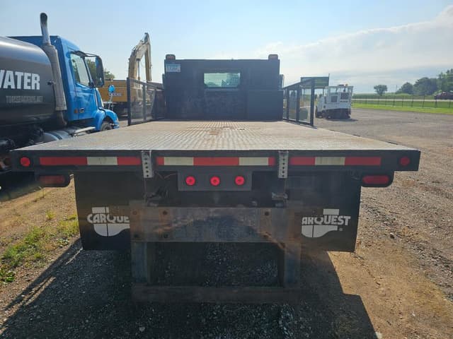 Image of International 4700 equipment image 3