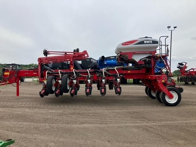 Image of White 9816 equipment image 1