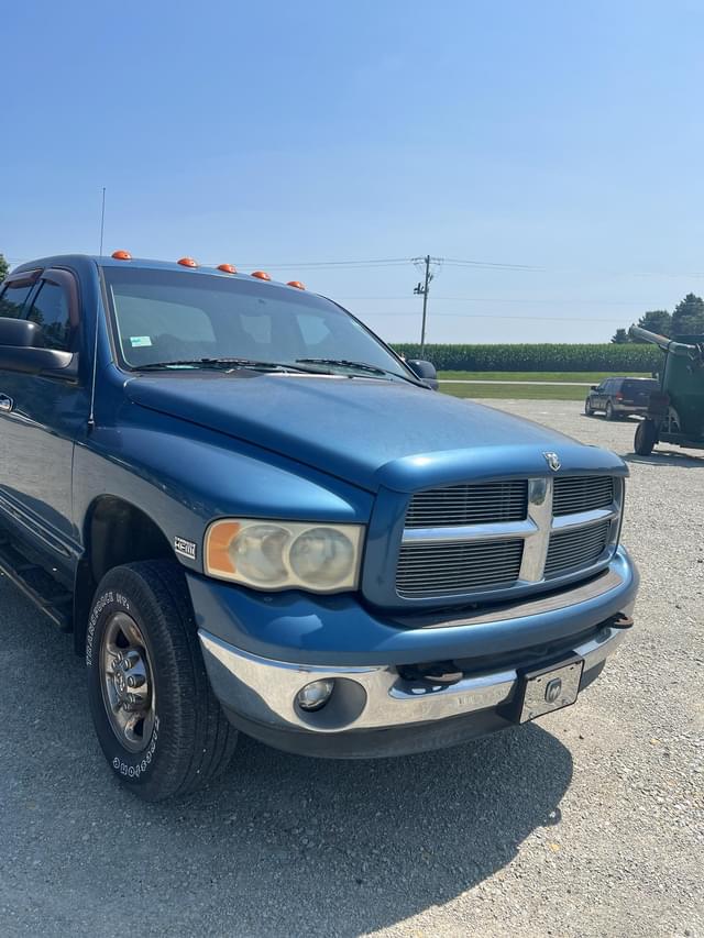 Image of Dodge Ram 2500 equipment image 4