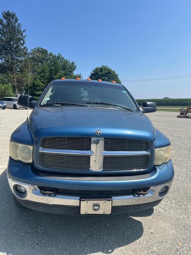 Image of Dodge Ram 2500 equipment image 3