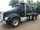 2025 Kenworth T880 Image