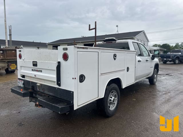 Image of Chevrolet 2500HD equipment image 4