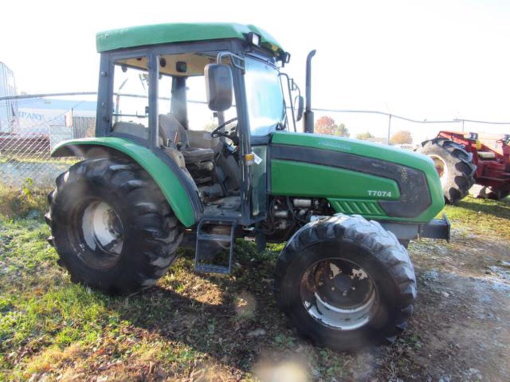 Main image Montana T7074