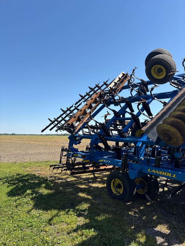 Image of Landoll 877 equipment image 2
