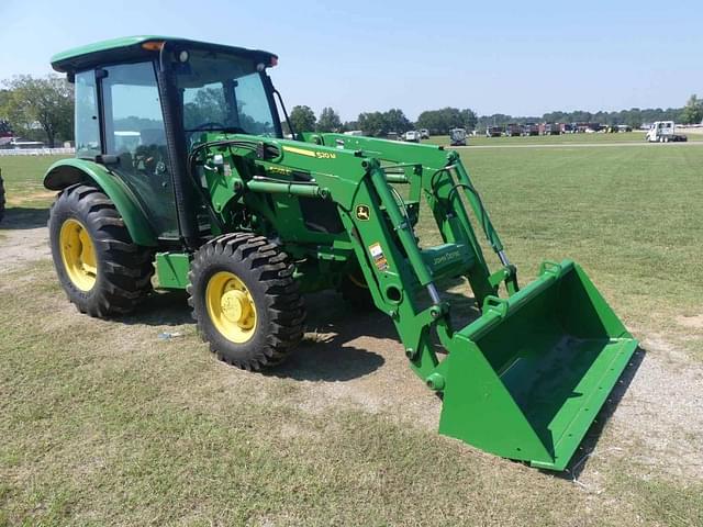 Image of John Deere 5065E equipment image 1